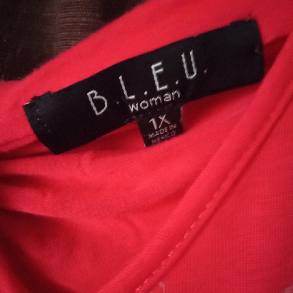 B.L.E.U - Picture 3 of 6